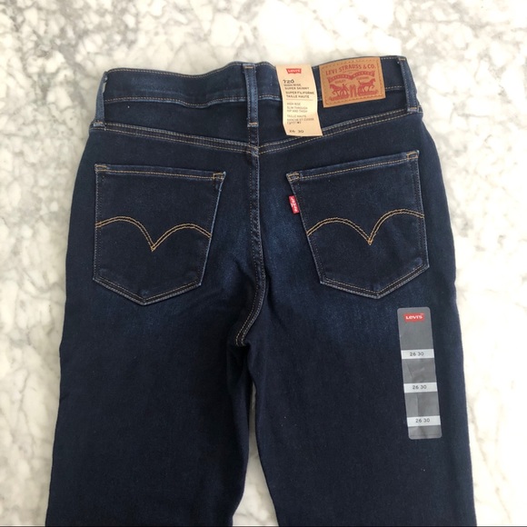 NWT Levi’s 720 High-Rise Super Skinny - Picture 2 of 4